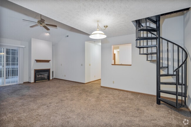 2BR, 1BA - 1,025SF - Living Room - 3192 Dotwood St NW
