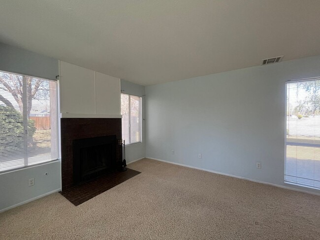 Photo - Charming Corner Unit in Stallion Springs