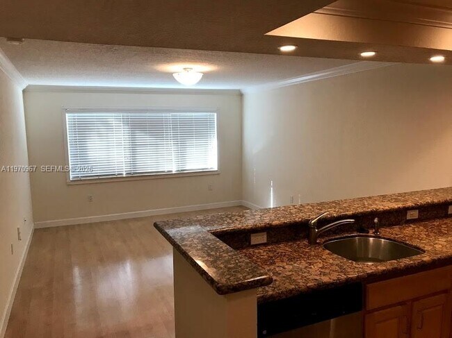 Photo - 151 NE 16th Ave Unit 166