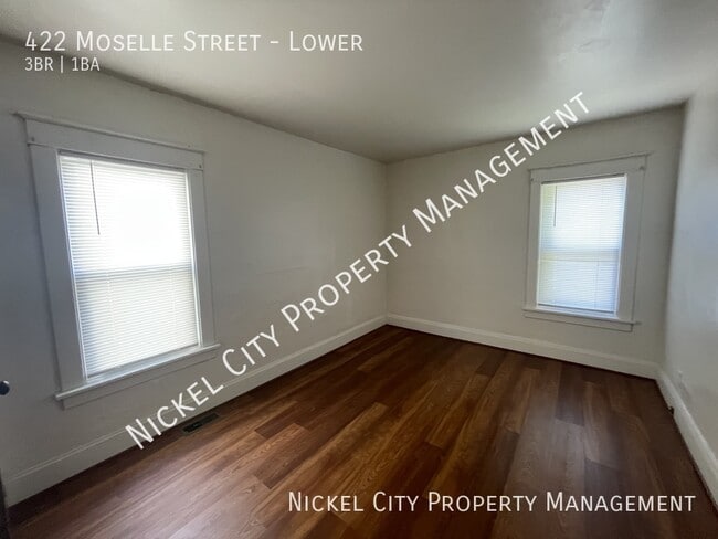Photo - 422 Moselle St Unit Lower