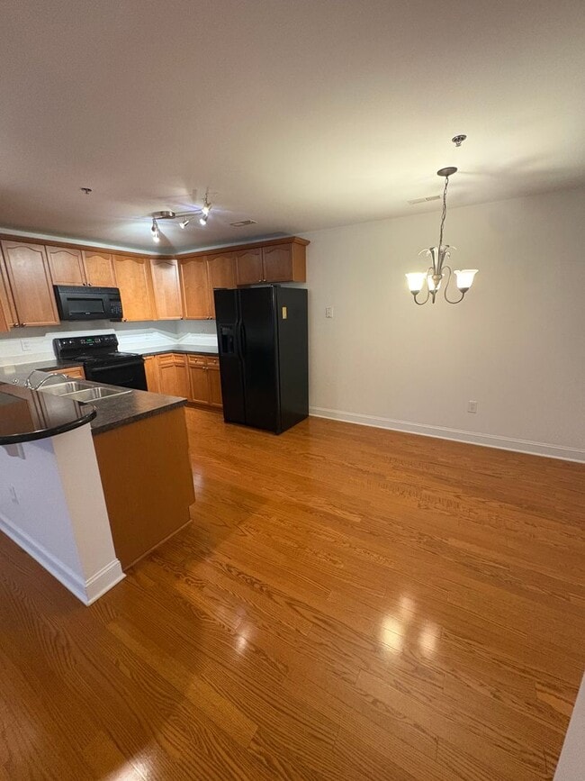 4732 Tatton Park Cir Unit 3B