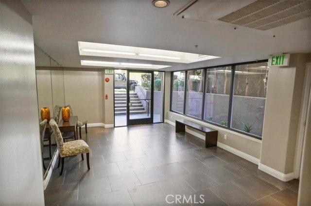 Photo - 1819 Holmby Ave