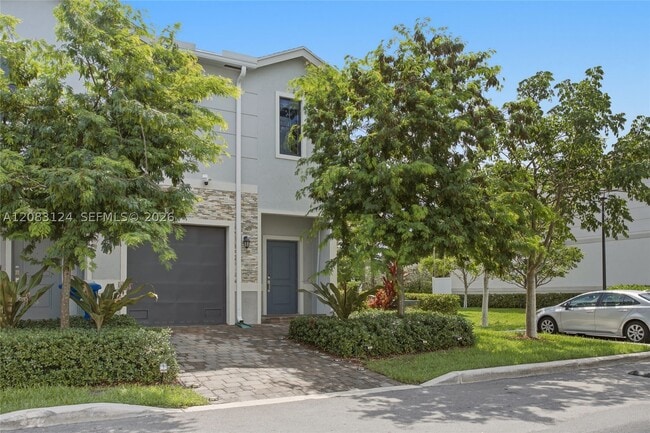 926 NW 3rd Terrace