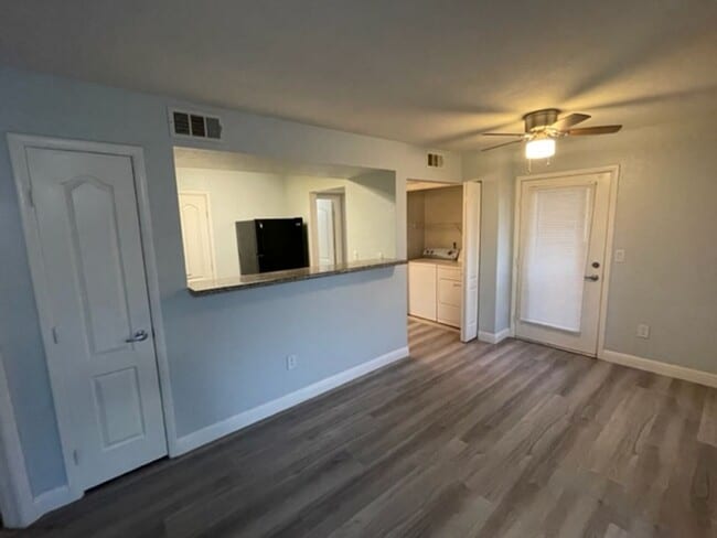 Photo - AWESOME 2 BEDROOM UPGRADED CONDO NEAR STRIP W/ RV PARKING!!!