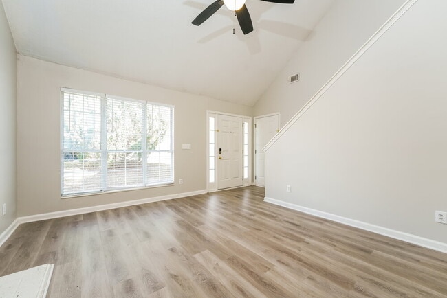 Photo - 6576 Browns Mill Ferry Dr