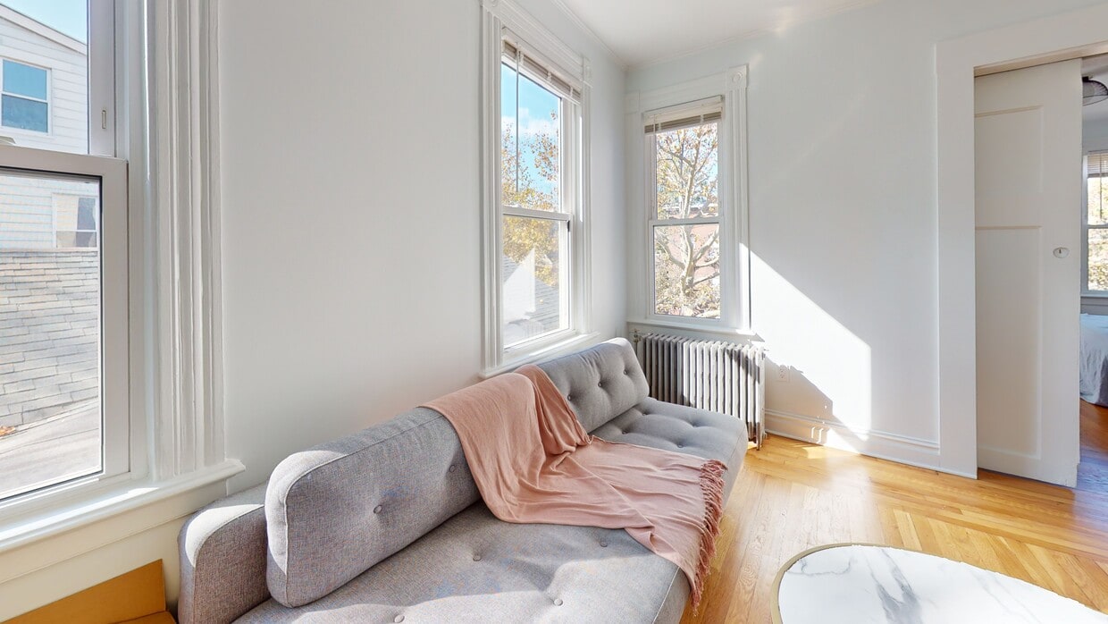 Photo - 815 State St (New Haven, CT)