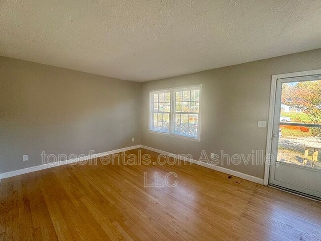 Photo - 1614 Brevard Rd