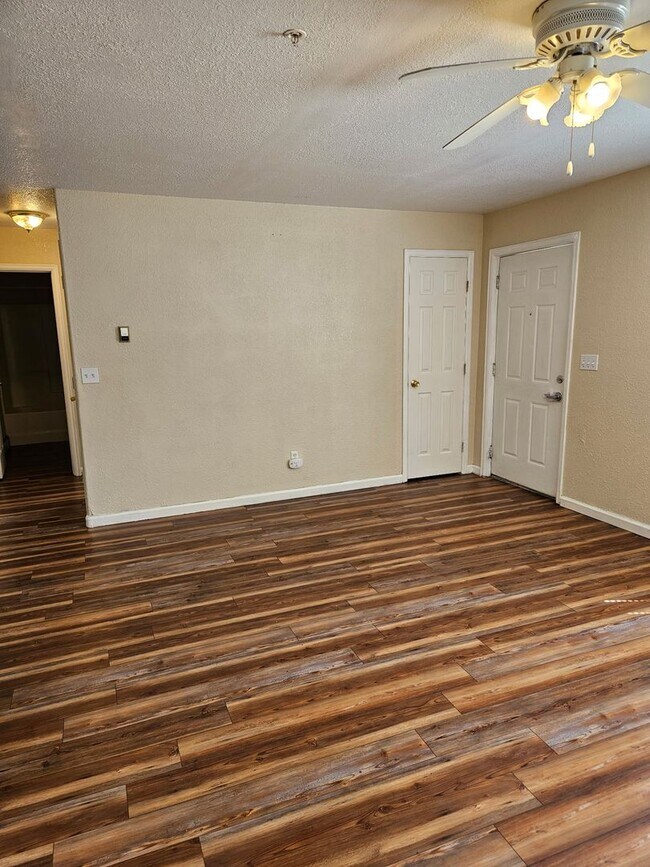 Photo - KM2020 Unit 1