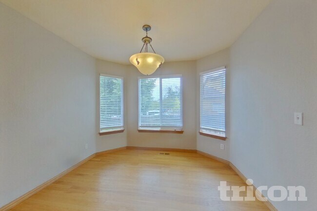 Photo - 18659 E Hamilton Dr