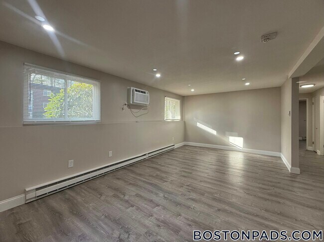 Photo - 310 Thompson Rd Unit 114