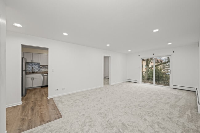 Photo - 715 Falcon Dr Unit 209E