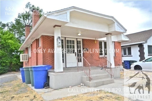 Photo - 462 S University St