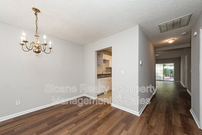 Photo - 1345 Pinnacle Ln