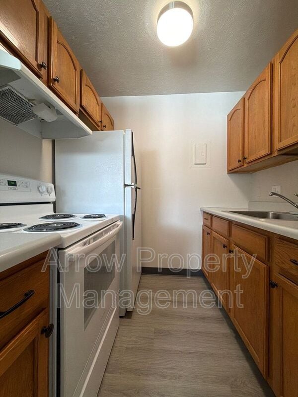 Photo - 1215 E Street-11