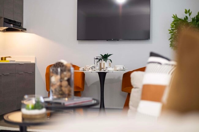 Valor Hill Apartments