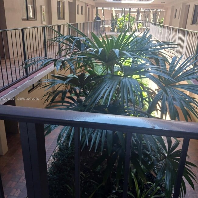 Photo - 8650 SW 133rd Avenue Rd Unit 208