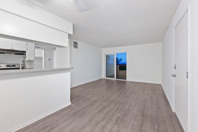 13266 Foothill Blvd Unidad 205