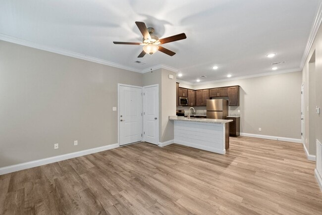 Fox Ridge Apartments