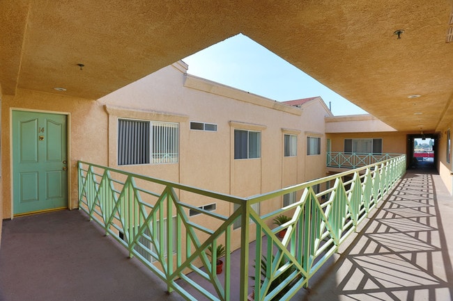 Photo - Crown Ridge Apartments