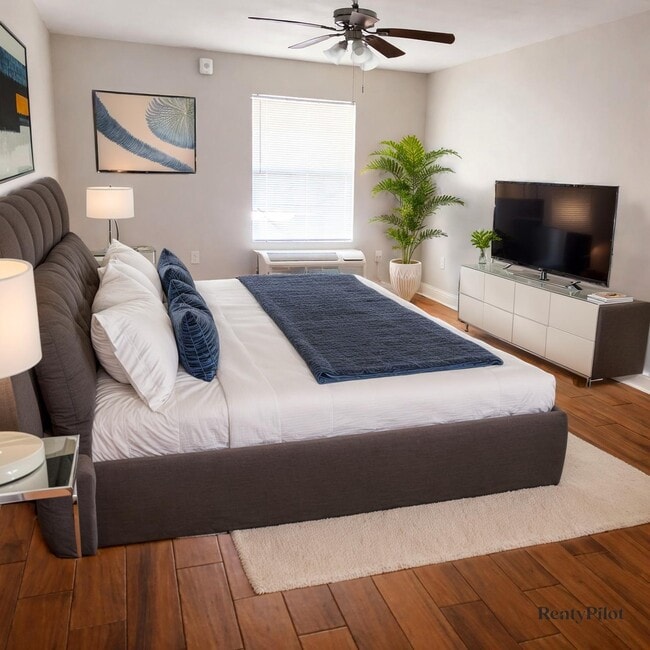 Photo - Bradford Apartments Unit 208
