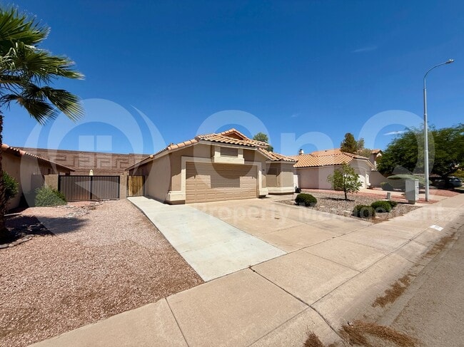 Building Photo - 1666 W Gunstock Loop Rental