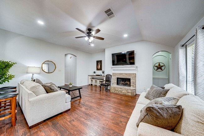 Photo - Property for Lease in Little Elm!