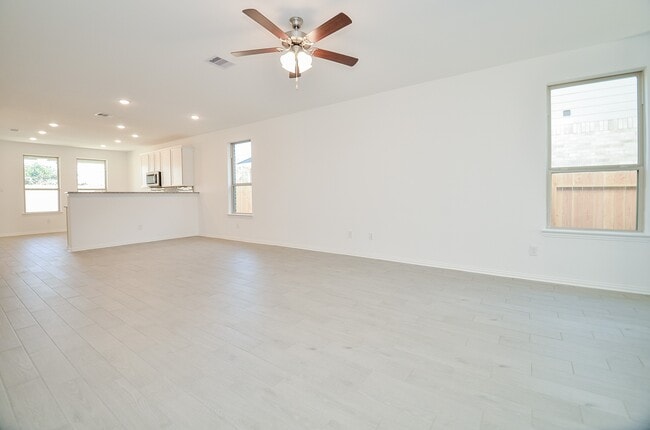 Photo - 7919 Royal Palm Dr