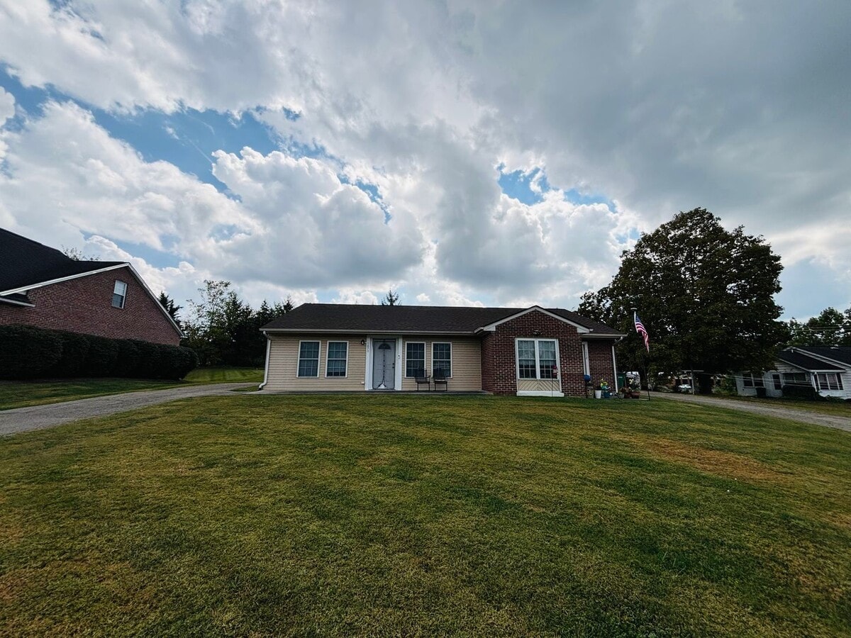 Photo - 1070 Elk Dr