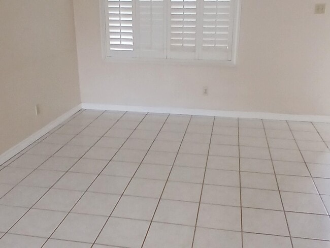 Photo - 1239 Brown Dr