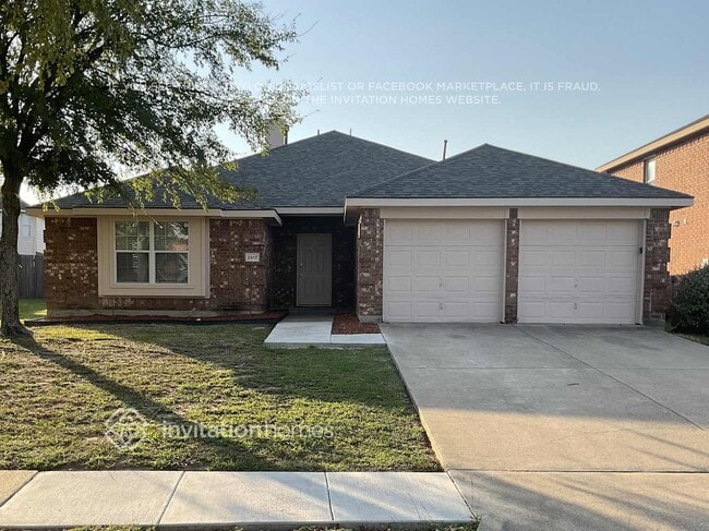 Photo - 2817 Goldfinch Dr