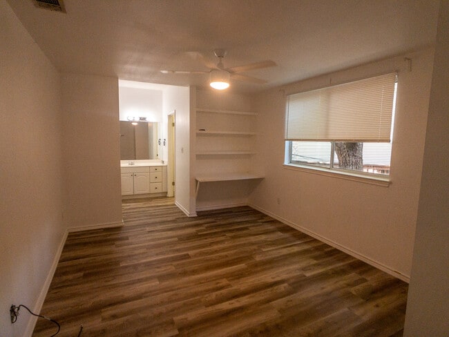Building Photo - 2809 Rio Grande St Unit 1