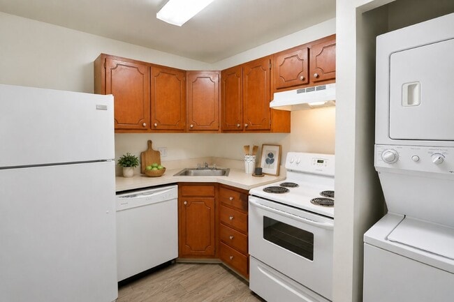 Towson Crossing Apartment Homes