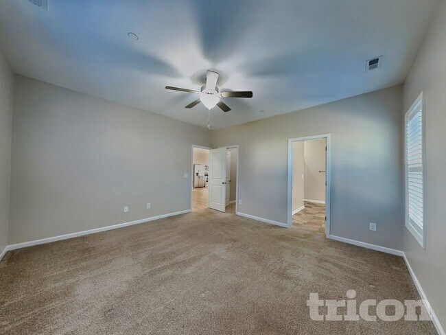 Photo - 185 Southern Pl