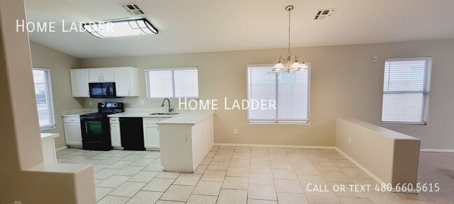 Photo - 10423 W Pasadena Ave