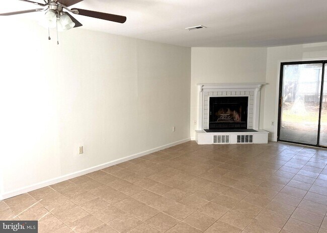 61 Townhouse Ln