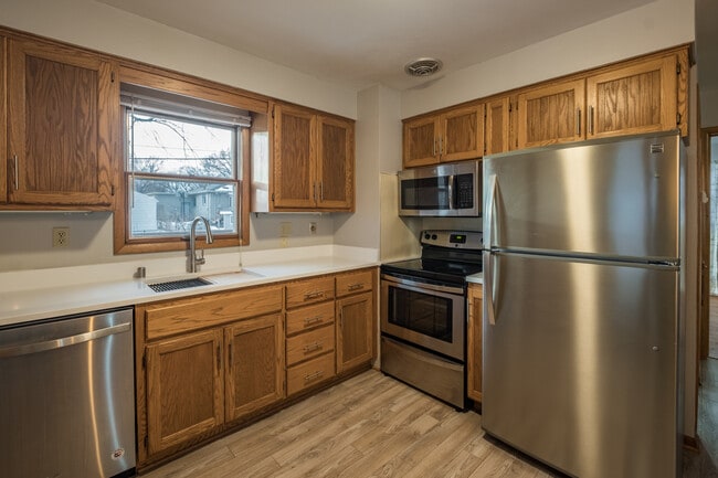 Photo - 38 Cumberland Ln