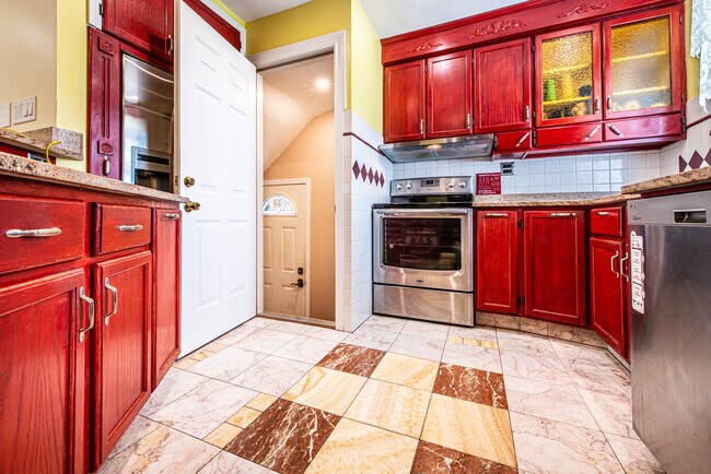 Photo - 6611 W Foster Ave