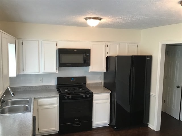 Photo - 999 Merrimac Way