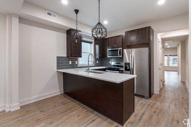 Building Photo - 468-470-470 E 2nd Ave Unit 470 E. 2nd Ave Rental