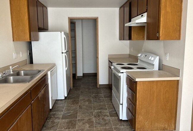 Photo - 377-379 Shamrock St Unit 377