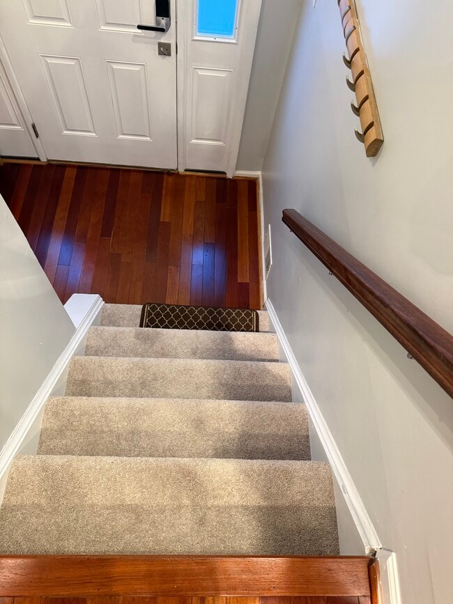 Photo - Reston House