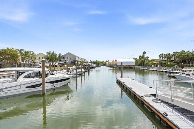 Photo - 3162 Moorings Dr S