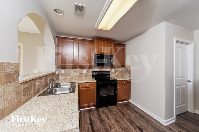 Photo - 145 Briar Ridge Ln