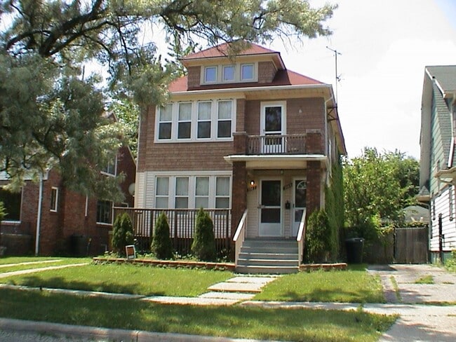 Building Photo - 3967 Buckingham Ave Unit lower flat