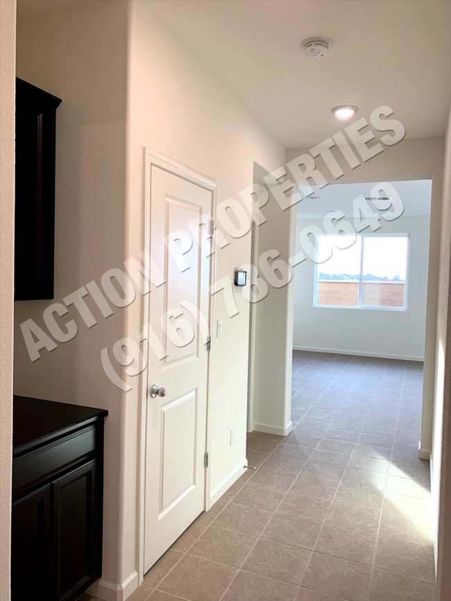 Photo - Rocklin Meritage Durango Subdivision - 2 S...