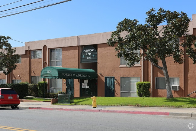 Pinewood Apartments
