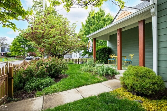 Photo - 1502 Woodlawn Ave