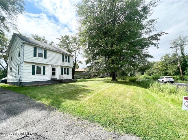 Building Photo - 654 Feura Bush Rd Rental