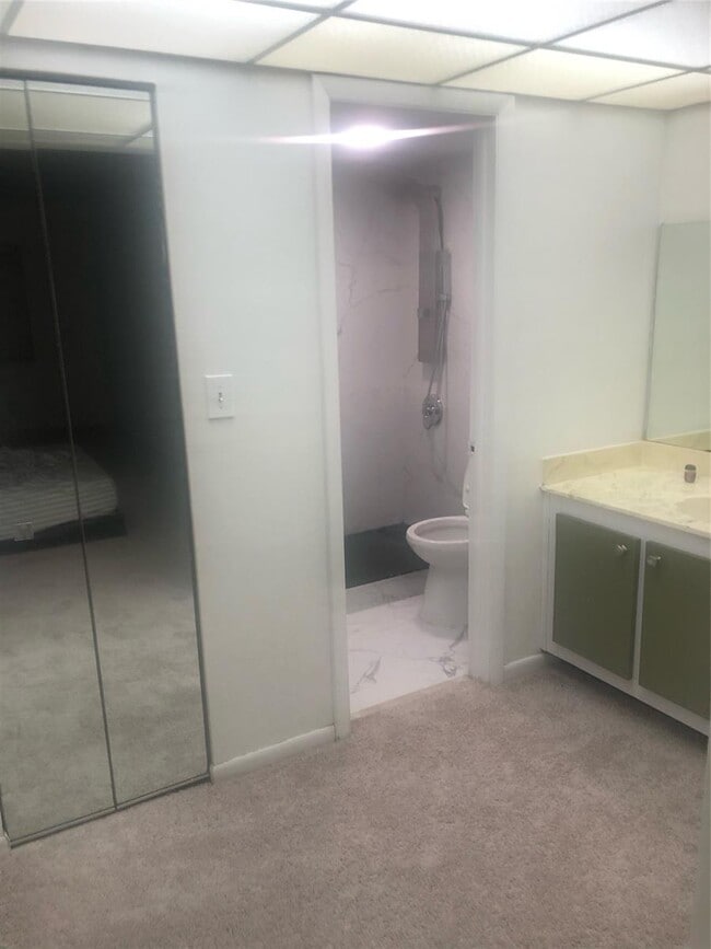 Photo - 5515 Lakewood Cir N Unit 114