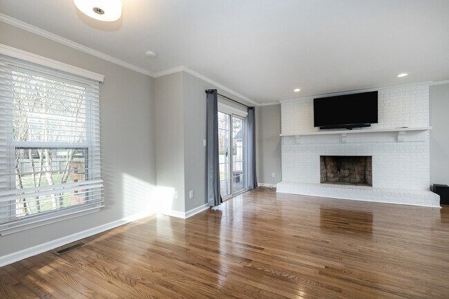 Photo - 106 Allison Way Unidad A